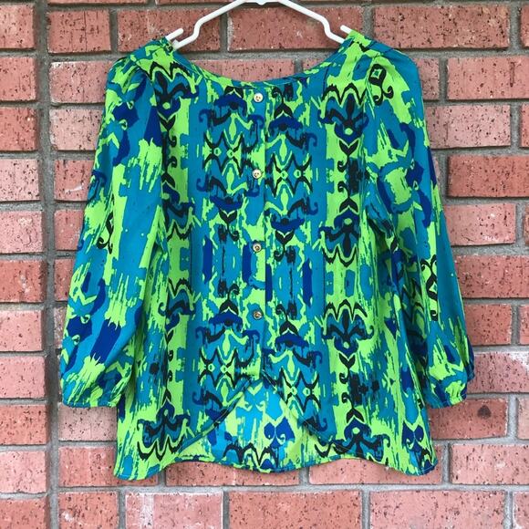 Yahada back button blouse - Picture 4 of 4